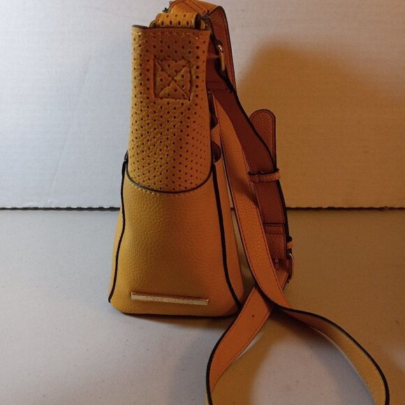 NWT Steve Madden Crossbody Adjustable strap bag Cottagecore Grandmacore - Picture 2 of 8